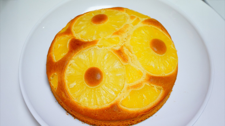 パイナップルケーキ